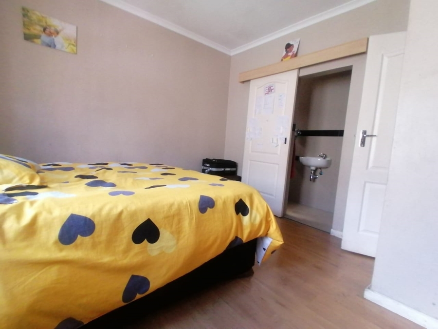 3 Bedroom Property for Sale in Northpine Western Cape